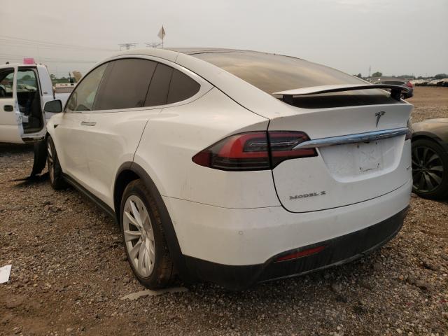 Photo 2 VIN: 5YJXCBE20HF058182 - TESLA MODEL X 