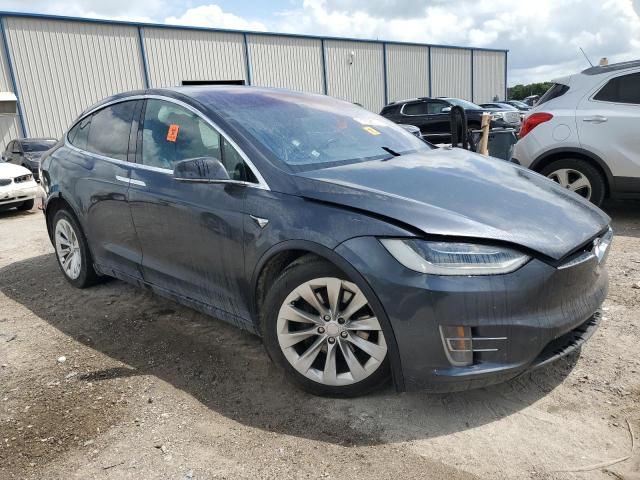 Photo 3 VIN: 5YJXCBE20HF063365 - TESLA MODEL X 