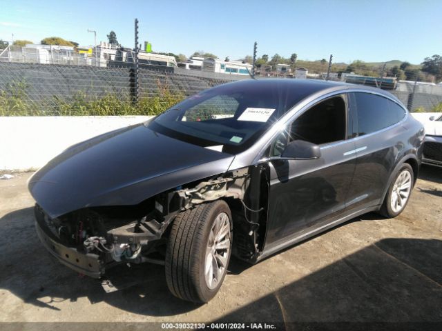 Photo 1 VIN: 5YJXCBE20HF065049 - TESLA MODEL X 