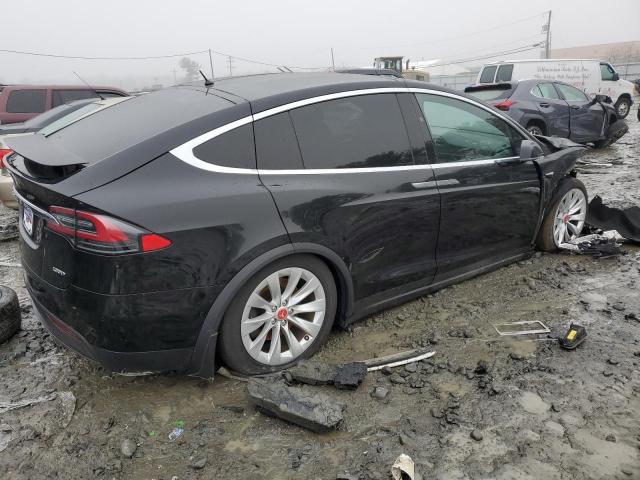 Photo 2 VIN: 5YJXCBE20HF077556 - TESLA MODEL X 