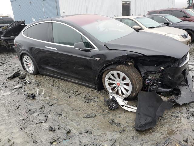 Photo 3 VIN: 5YJXCBE20HF077556 - TESLA MODEL X 