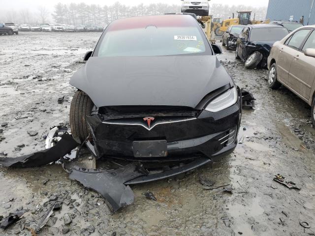 Photo 4 VIN: 5YJXCBE20HF077556 - TESLA MODEL X 