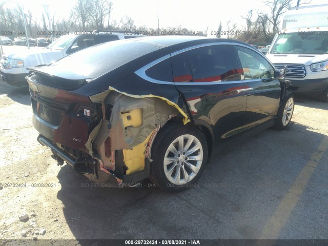 Photo 3 VIN: 5YJXCBE20JF087848 - TESLA MODEL X 