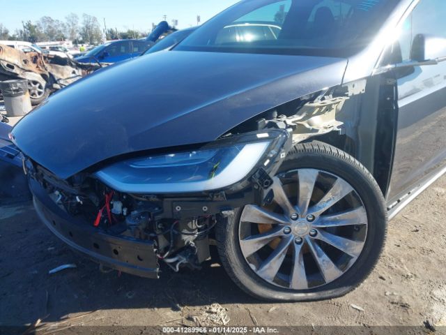 Photo 5 VIN: 5YJXCBE20LF239761 - TESLA MODEL X 