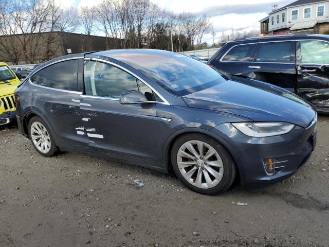 Photo 3 VIN: 5YJXCBE21GF012018 - TESLA MODEL X 