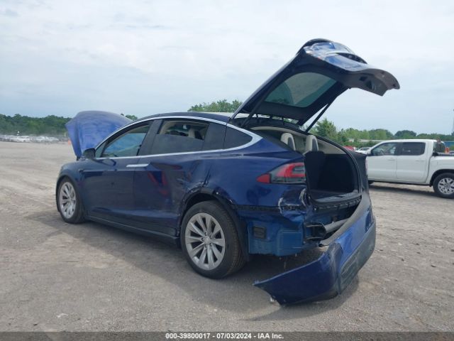 Photo 2 VIN: 5YJXCBE21HF065612 - TESLA MODEL X 