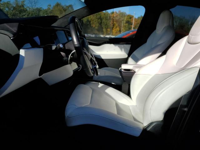 Photo 6 VIN: 5YJXCBE21JF123577 - TESLA MODEL X 