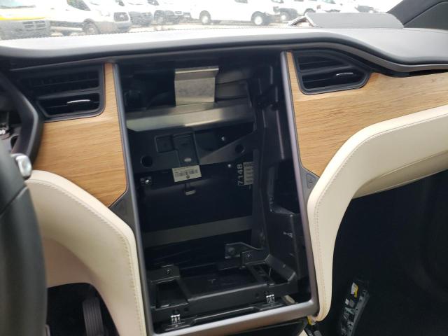 Photo 8 VIN: 5YJXCBE21LF227876 - TESLA MODEL X 