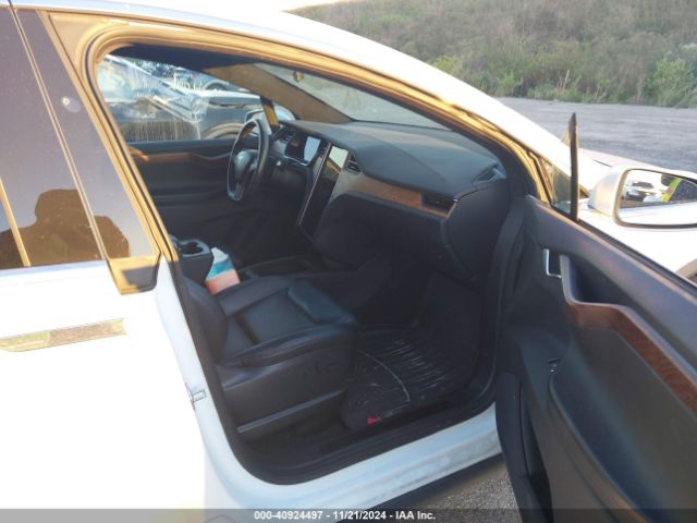 Photo 4 VIN: 5YJXCBE21LF260926 - TESLA MODEL X 