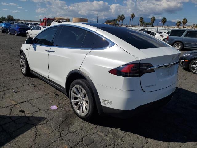 Photo 2 VIN: 5YJXCBE22GF002064 - TESLA MODEL X 