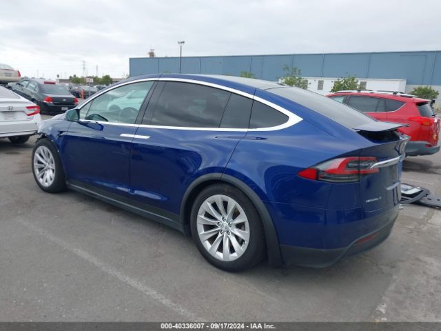 Photo 2 VIN: 5YJXCBE22GF002095 - TESLA MODEL X 