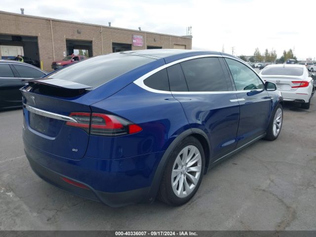 Photo 3 VIN: 5YJXCBE22GF002095 - TESLA MODEL X 