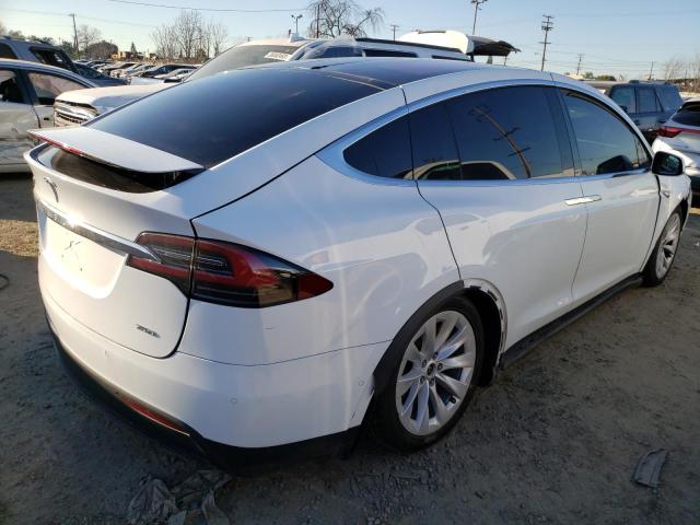 Photo 2 VIN: 5YJXCBE22GF018023 - TESLA MODEL X 