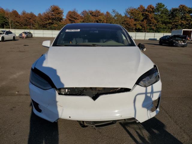 Photo 4 VIN: 5YJXCBE22GF018023 - TESLA MODEL X 