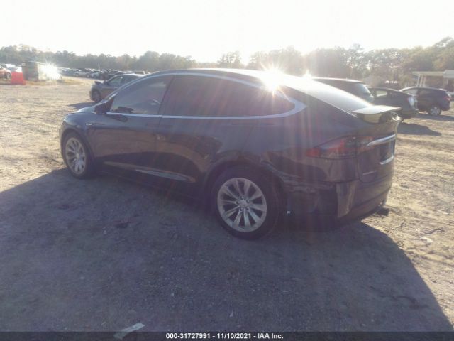 Photo 2 VIN: 5YJXCBE22GF020340 - TESLA MODEL X 