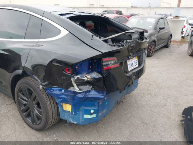 Photo 5 VIN: 5YJXCBE22HF044901 - TESLA MODEL X 