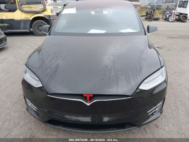 Photo 9 VIN: 5YJXCBE22HF044901 - TESLA MODEL X 