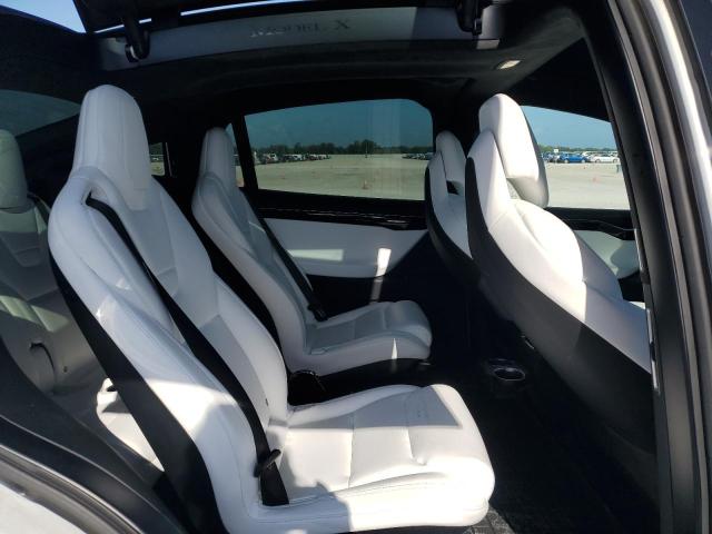 Photo 10 VIN: 5YJXCBE22HF050018 - TESLA MODEL X 