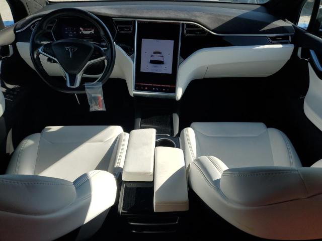 Photo 7 VIN: 5YJXCBE22HF050018 - TESLA MODEL X 