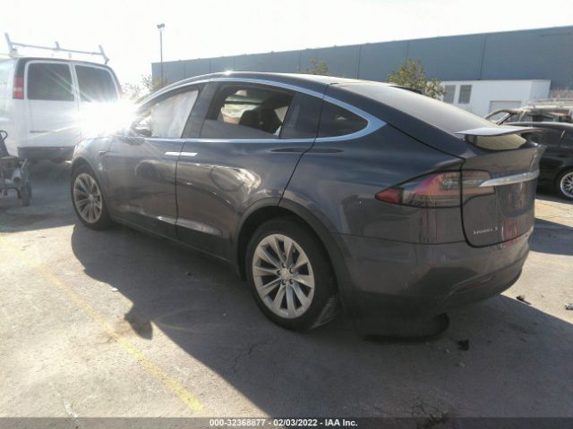 Photo 2 VIN: 5YJXCBE22JF091531 - TESLA MODEL X 