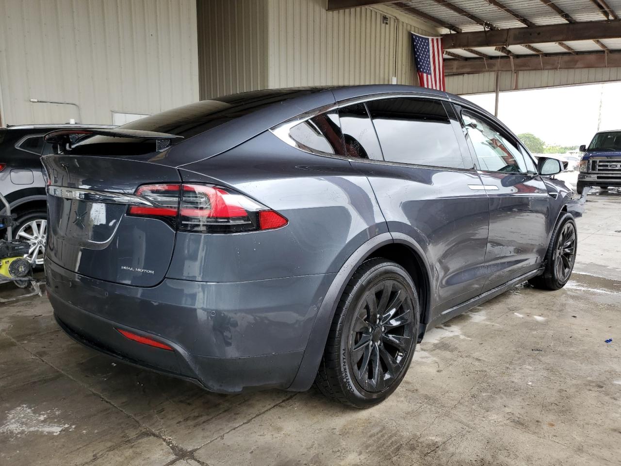 Photo 2 VIN: 5YJXCBE22LF243505 - TESLA MODEL X 