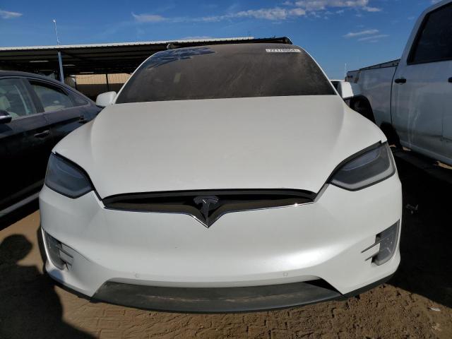 Photo 4 VIN: 5YJXCBE23GF011100 - TESLA MODEL X 