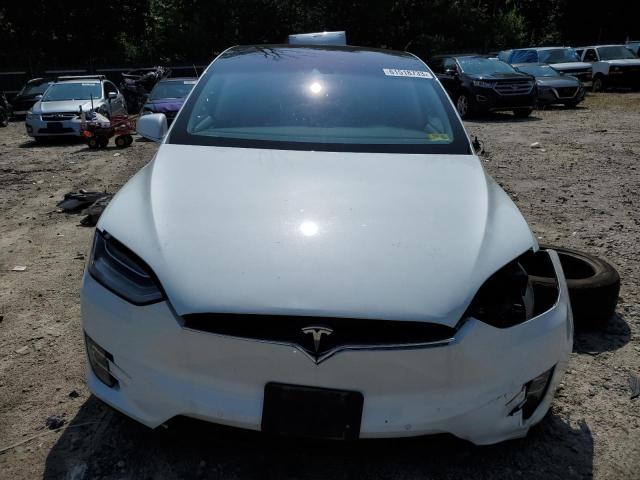 Photo 4 VIN: 5YJXCBE23GF015373 - TESLA MODEL X 