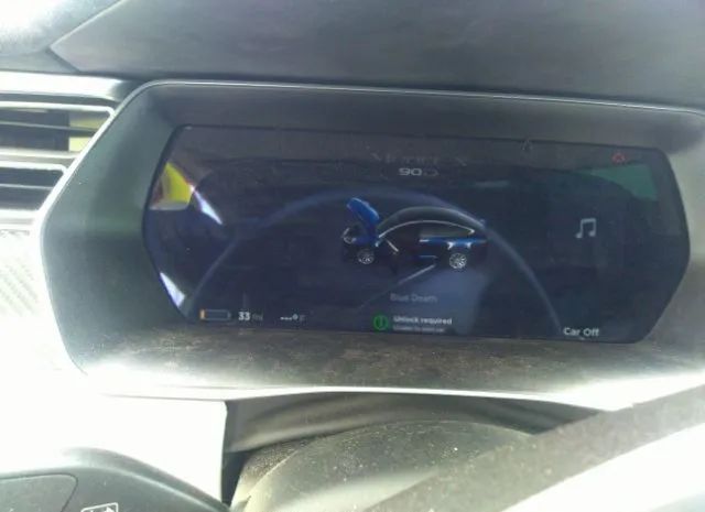 Photo 6 VIN: 5YJXCBE23HF055454 - TESLA MODEL X 