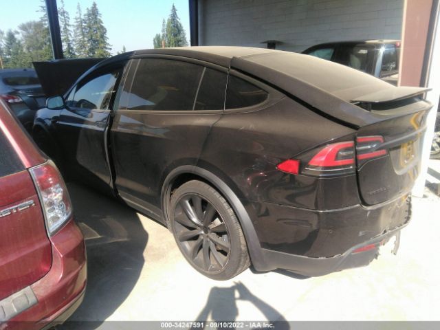 Photo 2 VIN: 5YJXCBE23HF072870 - TESLA MODEL X 