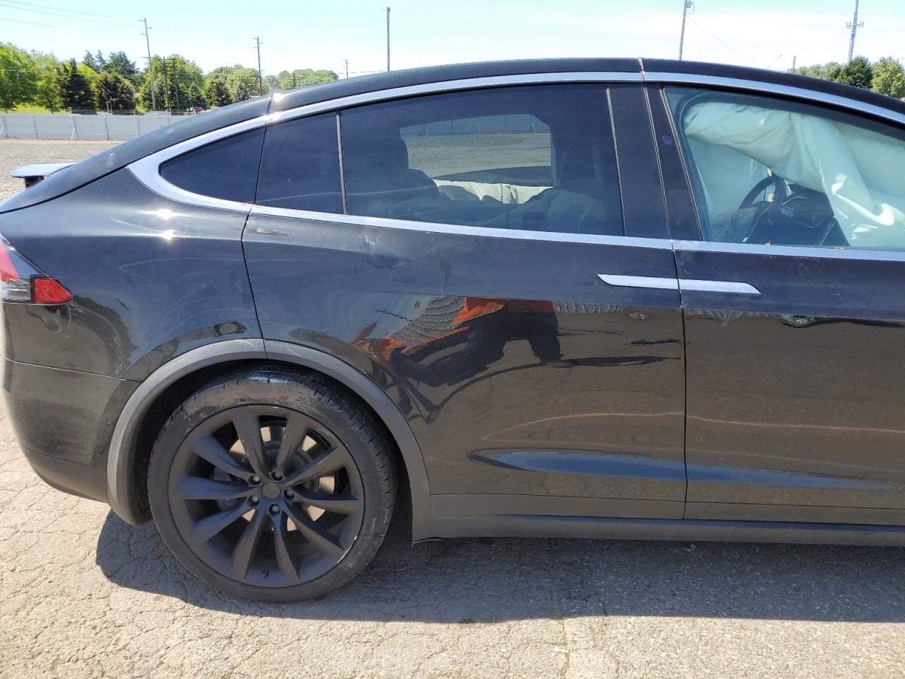 Photo 9 VIN: 5YJXCBE23JF087617 - TESLA MODEL X 