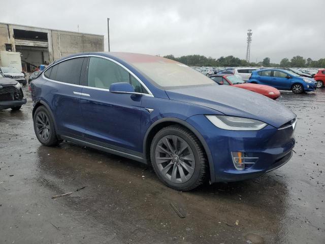 Photo 3 VIN: 5YJXCBE23JF119787 - TESLA MODEL X 