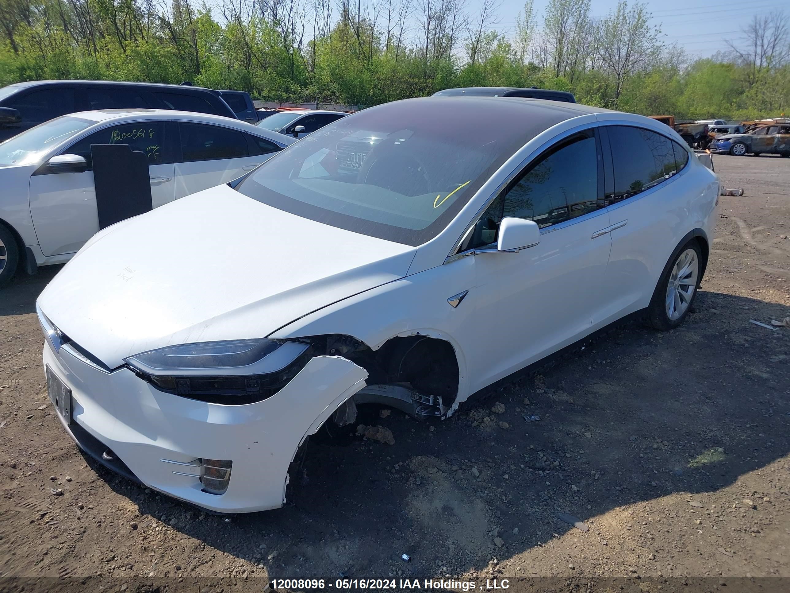 Photo 1 VIN: 5YJXCBE23JF126125 - TESLA MODEL X 