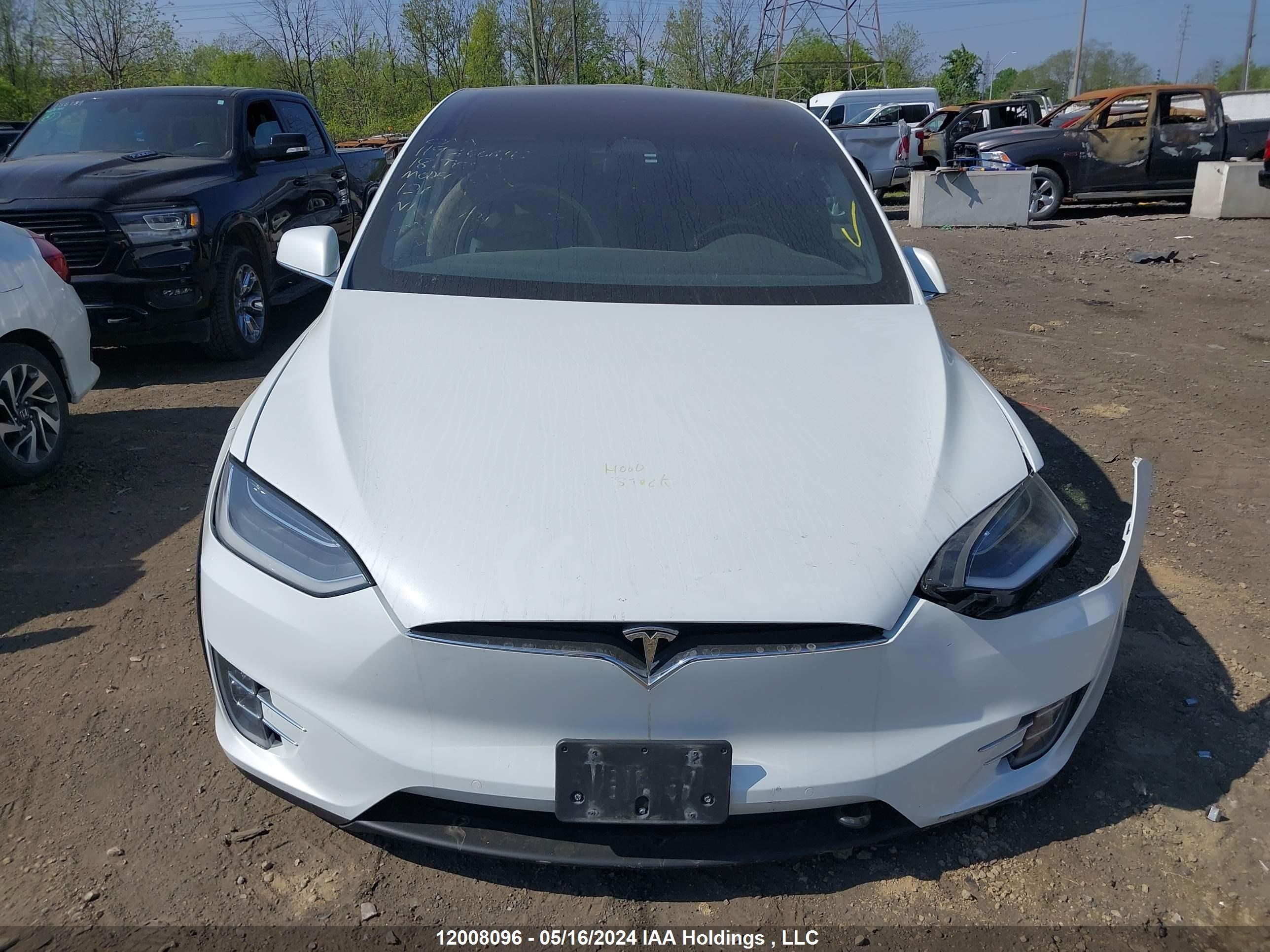 Photo 11 VIN: 5YJXCBE23JF126125 - TESLA MODEL X 