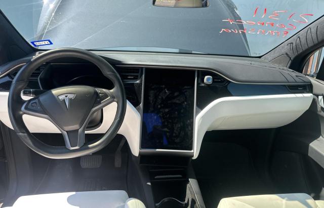 Photo 8 VIN: 5YJXCBE23JF127761 - TESLA MODEL X 