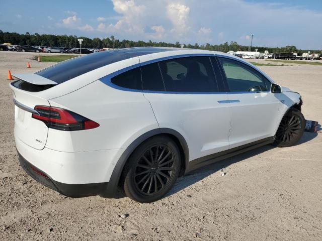 Photo 2 VIN: 5YJXCBE24GF002146 - TESLA MODEL X 