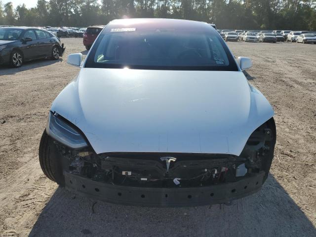 Photo 4 VIN: 5YJXCBE24GF002146 - TESLA MODEL X 