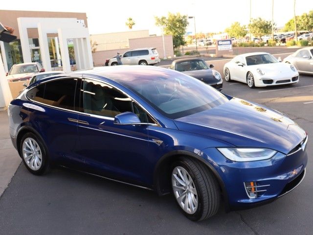 Photo 9 VIN: 5YJXCBE24GF002485 - TESLA MODEL X 