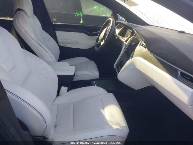 Photo 4 VIN: 5YJXCBE24GF004351 - TESLA MODEL X 