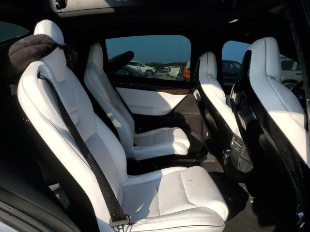 Photo 9 VIN: 5YJXCBE24GF014653 - TESLA MODEL X 