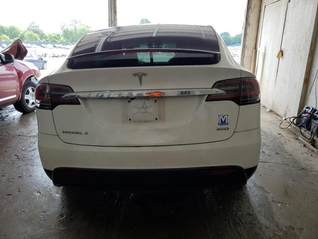 Photo 5 VIN: 5YJXCBE24GF015236 - TESLA MODEL X 