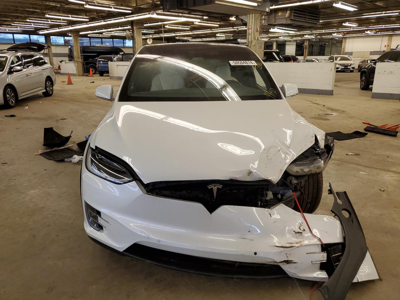 Photo 4 VIN: 5YJXCBE24GF027807 - TESLA MODEL X 