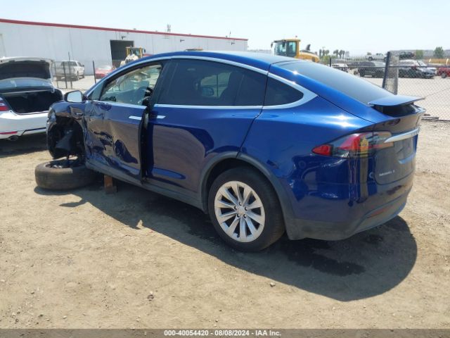 Photo 2 VIN: 5YJXCBE24HF044656 - TESLA MODEL X 