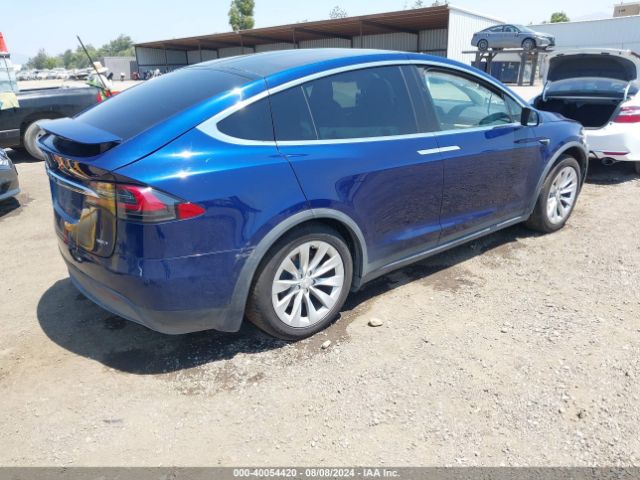 Photo 3 VIN: 5YJXCBE24HF044656 - TESLA MODEL X 