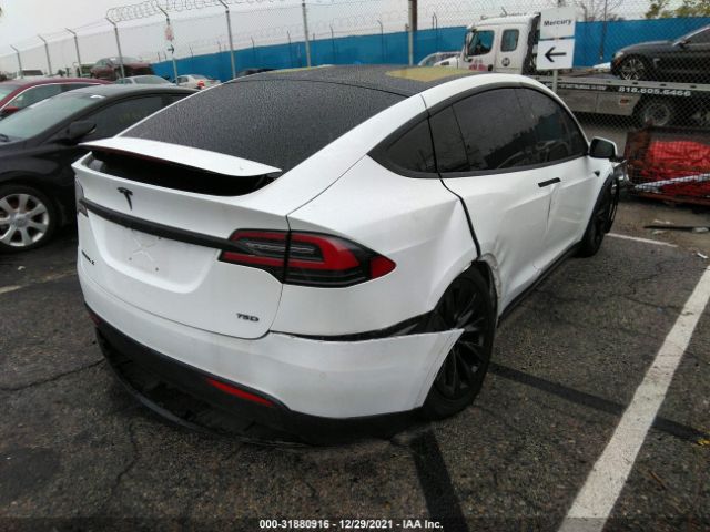 Photo 3 VIN: 5YJXCBE24HF067984 - TESLA MODEL X 