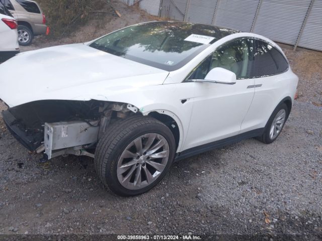 Photo 1 VIN: 5YJXCBE24HF073218 - TESLA MODEL X 