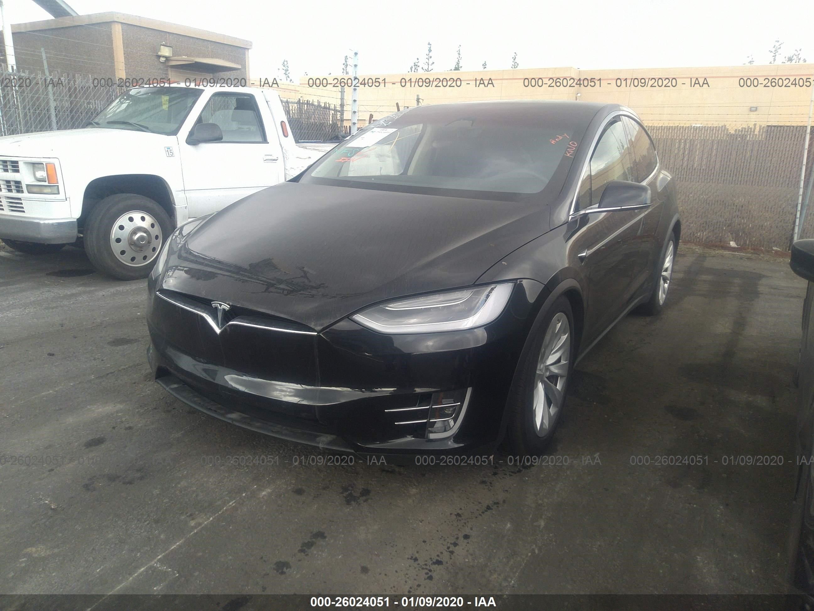 Photo 1 VIN: 5YJXCBE24JF125968 - TESLA MODEL X 