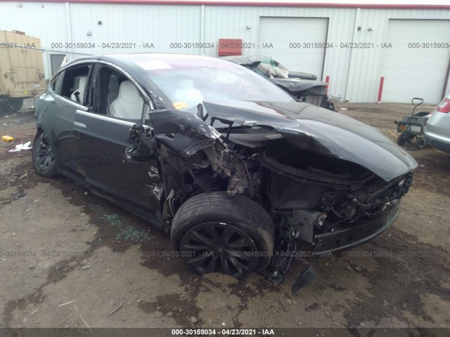 Photo 0 VIN: 5YJXCBE24JF132631 - TESLA MODEL X 