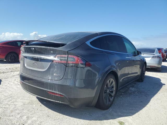 Photo 2 VIN: 5YJXCBE24JF133911 - TESLA MODEL X 