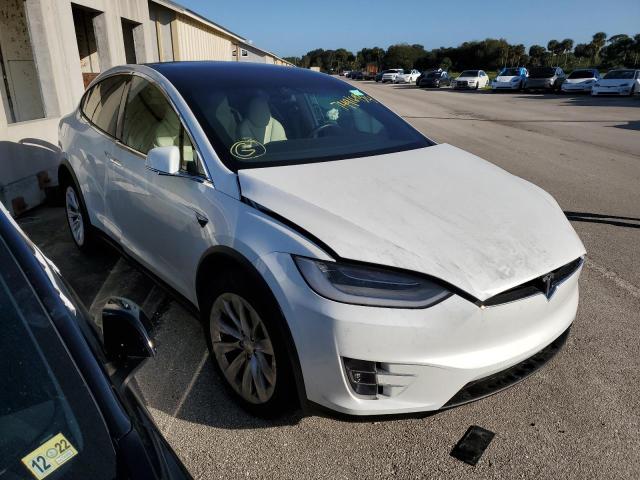 Photo 3 VIN: 5YJXCBE24LF214006 - TESLA MODEL X 