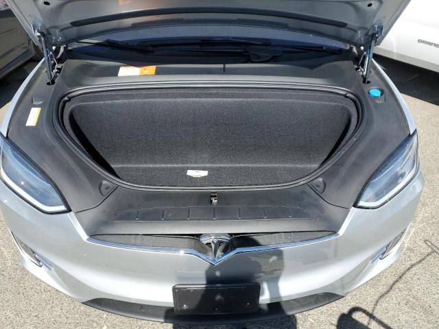 Photo 11 VIN: 5YJXCBE25GF001961 - TESLA MODEL X 